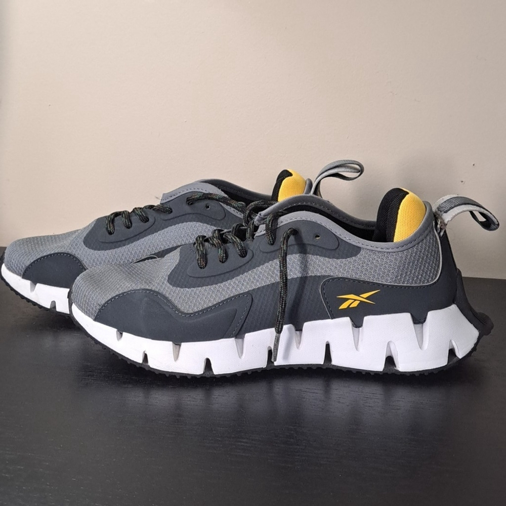Reebok Zig Dynamica Running Shoes Big Kids 5.5 or Women's 7.5 24cm - Picture 1 of 17